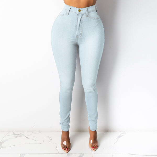 High Waist Body-Hugging Jeans
