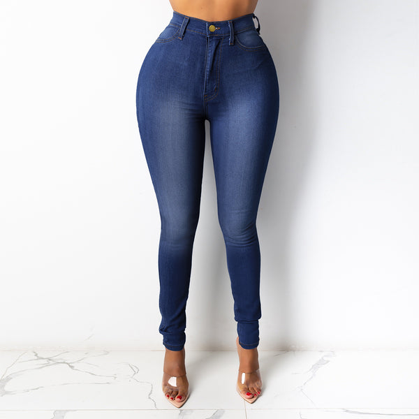 High Waist Body-Hugging Jeans