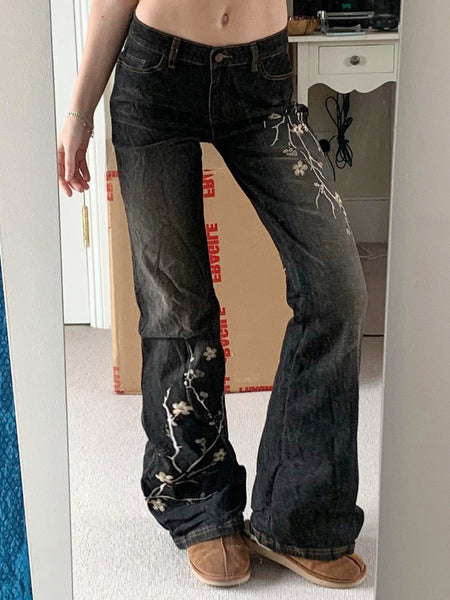 Floral Embroidery Washed Jeans
