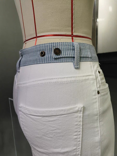 Loose-Fitting Wide-Leg Pants